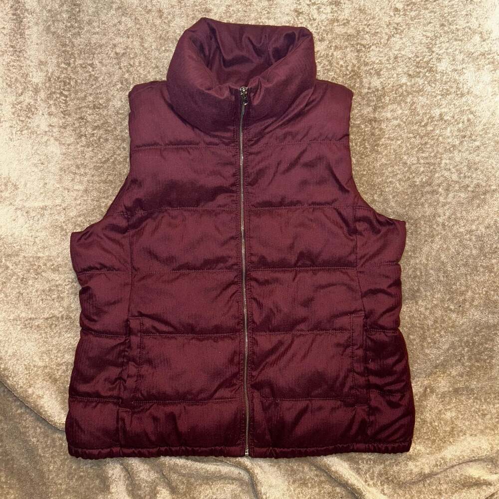 Old Navy Burgundy Women's  Puffer Vest Size XL